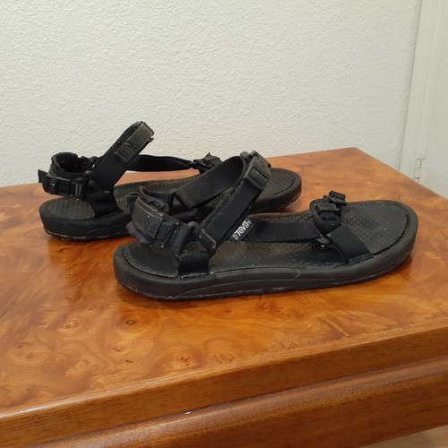 Teva S/N 1825 Men's Sandals. Size 11 