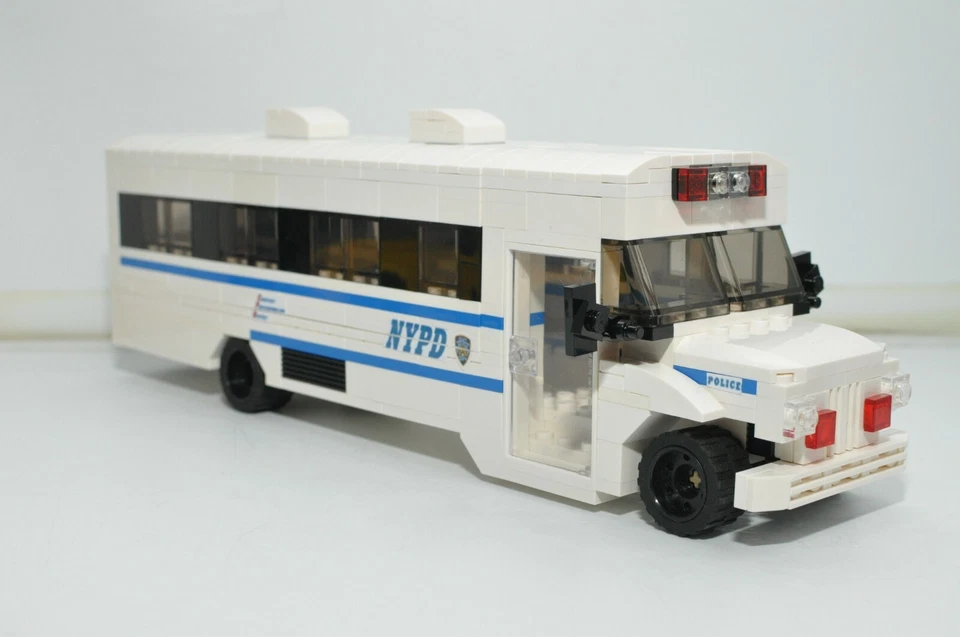 Autobús de la prisión de la ciudad American Thin Blue Line Modelo personalizado compatible con ladrillos LEGO® Foto 4 de 4