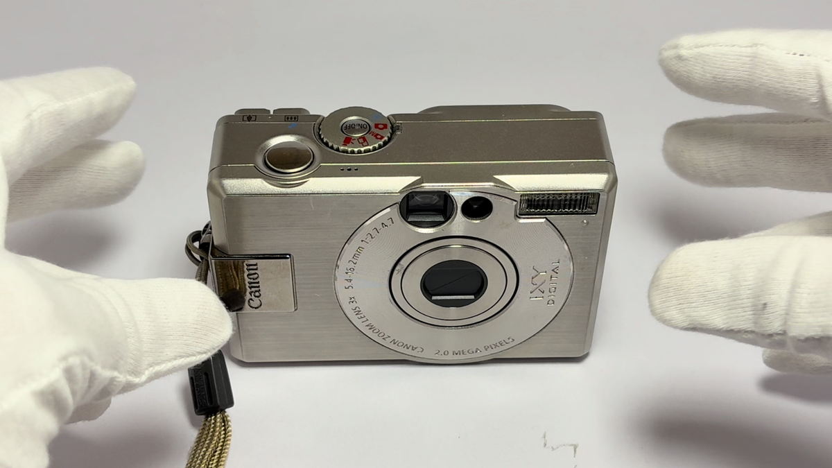IXYDIGITAL　300a Canon IXY 300a Compact Digital Camera w/Strap Battery etc Tested