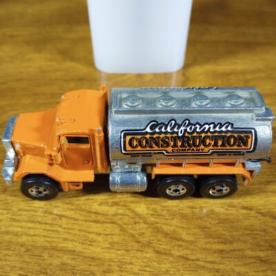 Hot Wheels Workhorses Peterbilt Tank Truck California Construction