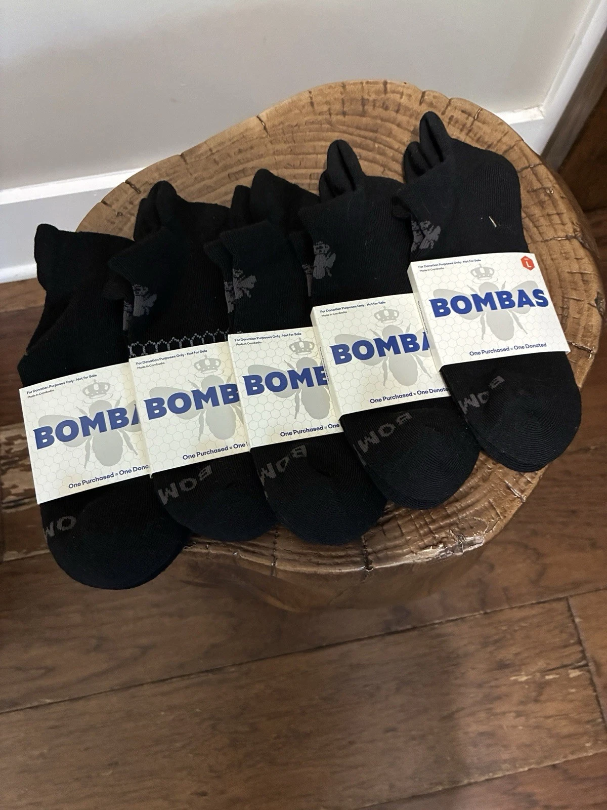 Bombas Socks Size L Bundle of 5 Pairs Black Gray NWT Comfort Performance Unisex