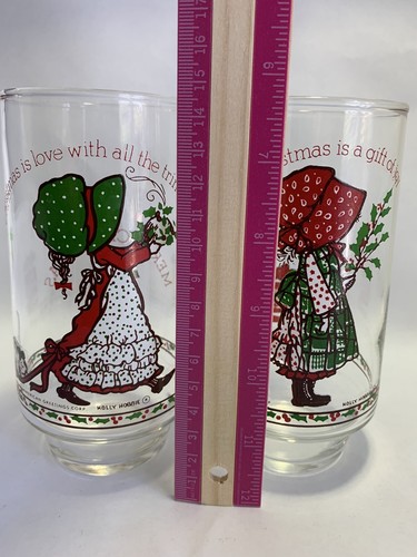 2 Vintage American Greetings Holly Hobbie Coca Cola glasses Christmas limited Ed - Picture 6 of 12