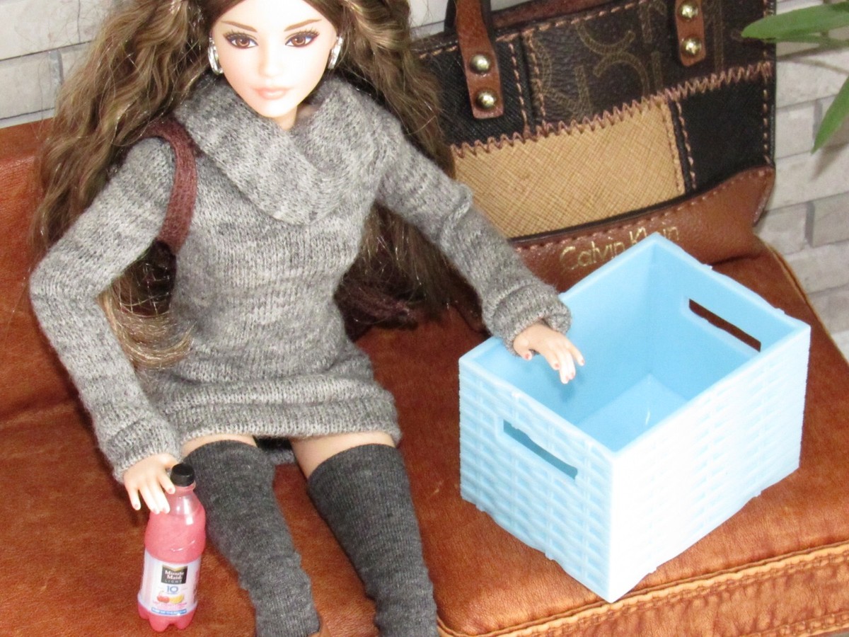 NEW STORAGE BLUE PLASTIC BIN/BASKET HOUSE ACCESSORY FOR/FITS