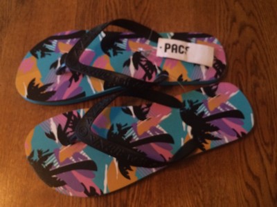 pacsun flip flops