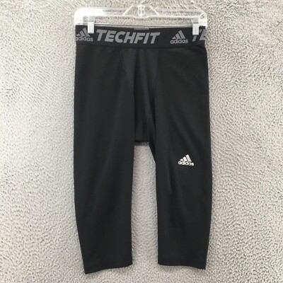 deerupt runner shoes white and black