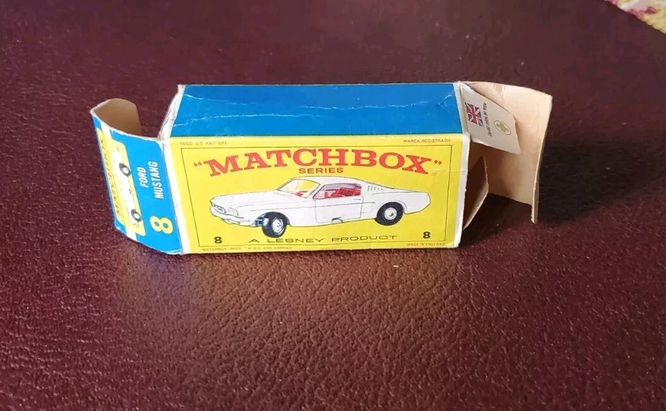 MATCHBOX LESNEY SERIE 1-75 # 8 RARO EN CAJA BLANCO FORD MUSTANG 1966 CAJA ESTÁ EN... Foto 4 de 4