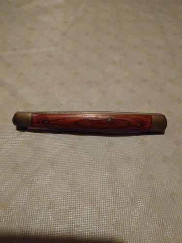 Vintage Unmarked Single Blade Knife Brown/Red Color