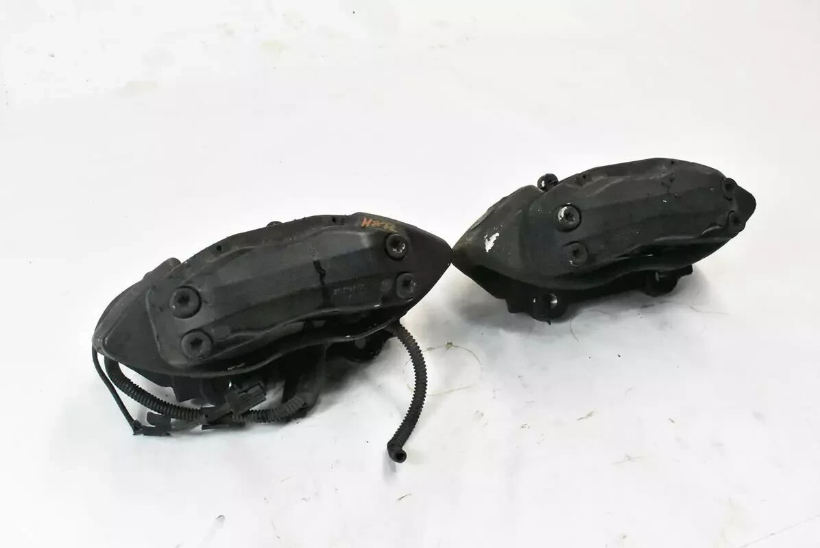 04-17 Maserati Quattroporte Front Left & Right Brake Caliper Calipers Set OEM
