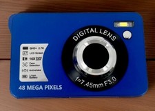 DIGITAL STILL CAMERA Digital Zoom 16x SD CARD 32 GB 2 External Batteries