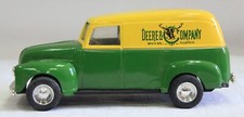 ERTL 50 CHEVY JOHN DEERE PANEL DELIVERY TRUCK COIN BANK DIECAST 1:38 SCALE 2 KEY