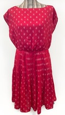 ann taylor dress 10 petite-Red Floral Pleated