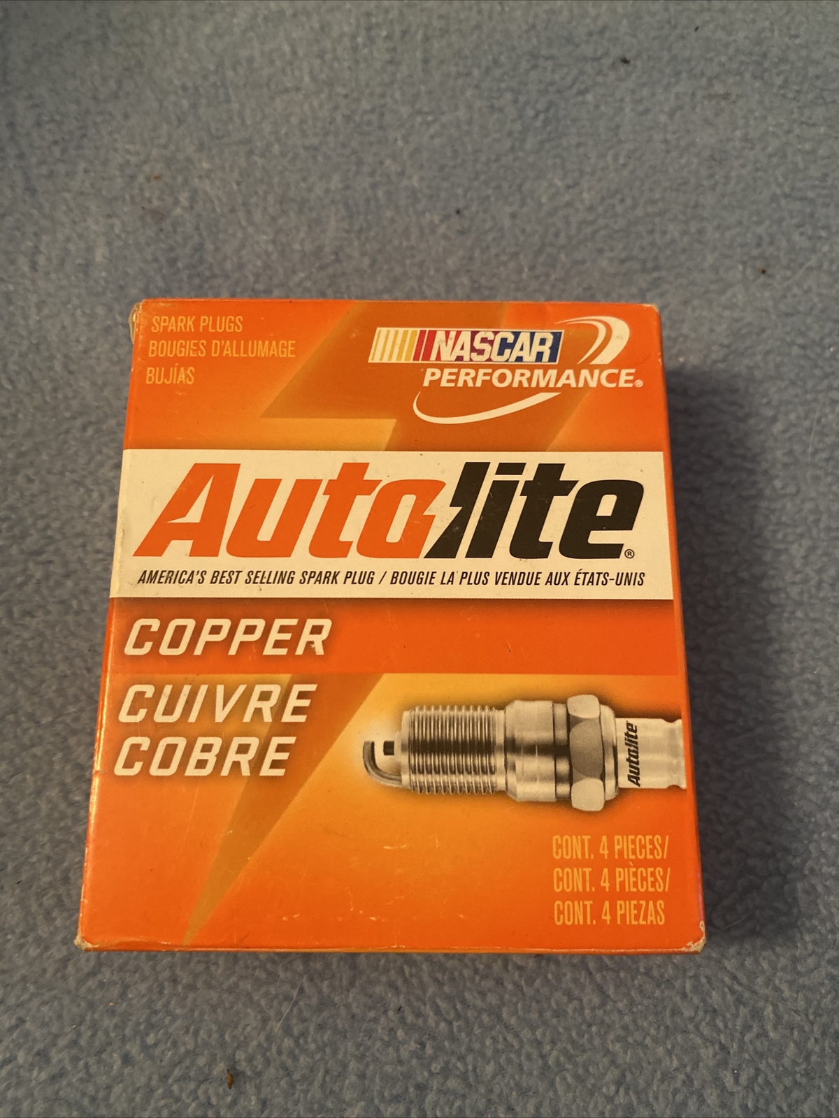 AUTOLITE 3923 SET OF 4 NASCAR PERFORMANCE SPARK PLUGS