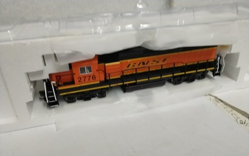 ATLAS HO TRAINMAN LOCO GP39 2 BNFE NUMBER 2770 | eBay