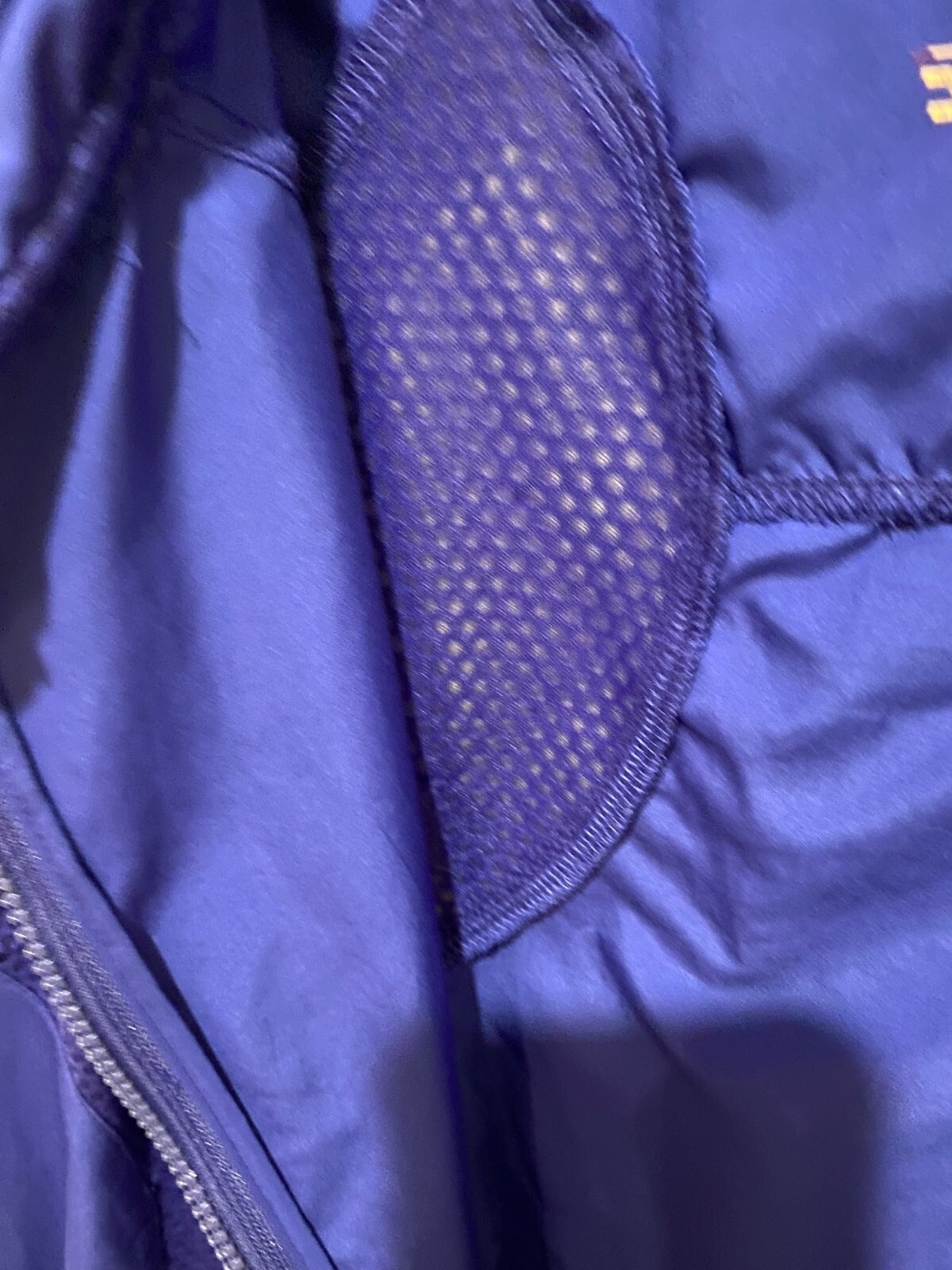 Giacca donna blu FILA Windrunner con cappuccio taglia XL.