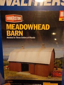 Kit de construcción de granero Walthers 933-3330 HO Meadowhead | Zustand: New