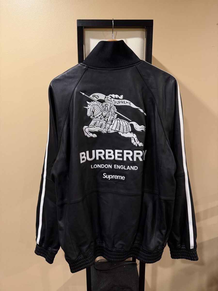 【希少！】値下げ交渉可能　Supreme Burberry ブラックパーカー 中古・古着通販】SUPREME (シュプリーム) BURBERRY (バーバリー) プル