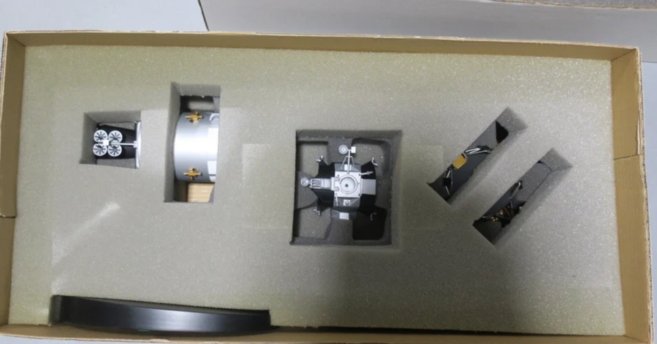 Apollo - Modelo de escritorio de alto detalle pintado/construido escala 1/48 Foto 4 de 4