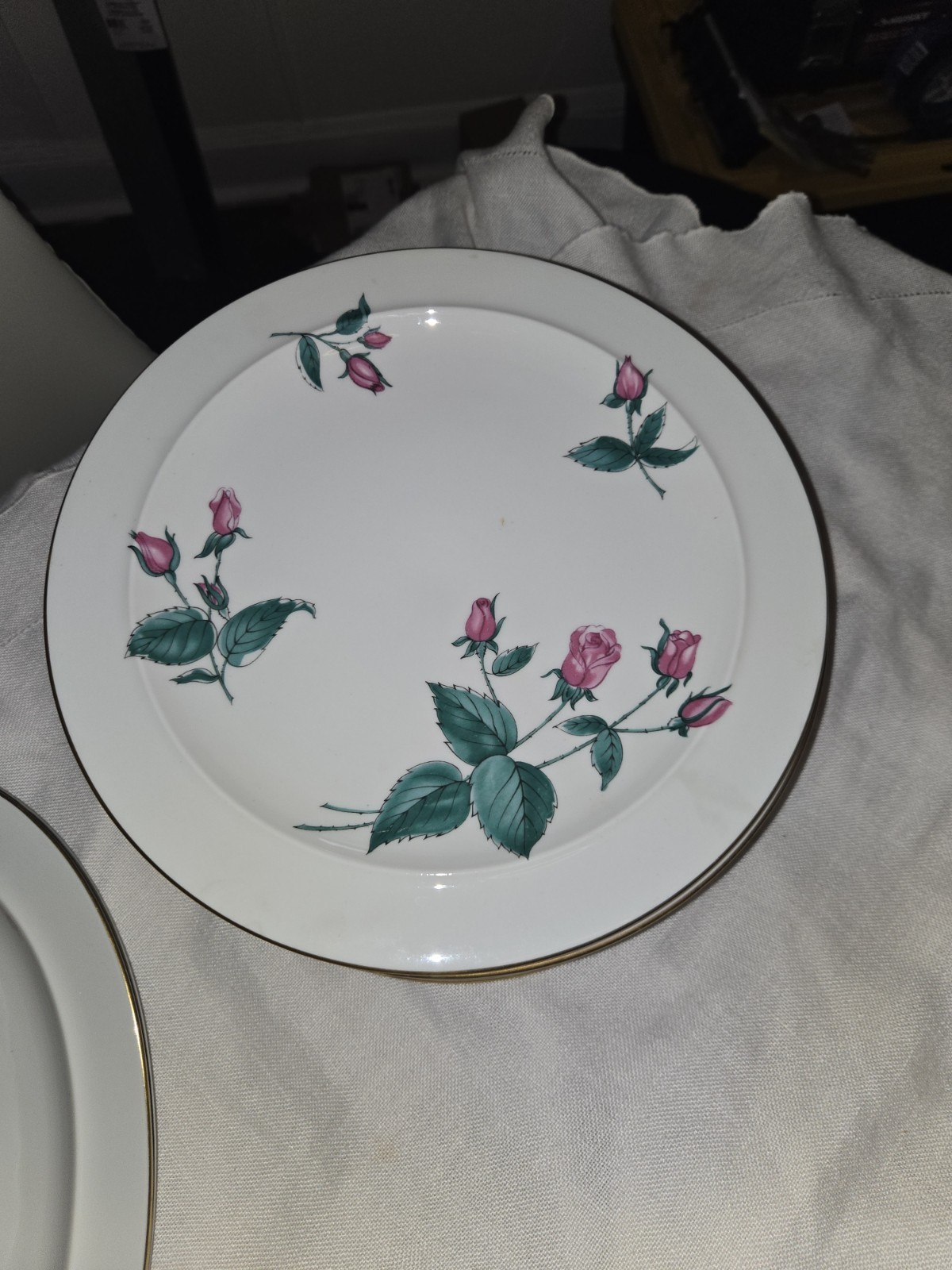 Easterling Radiance by Royal Doulton