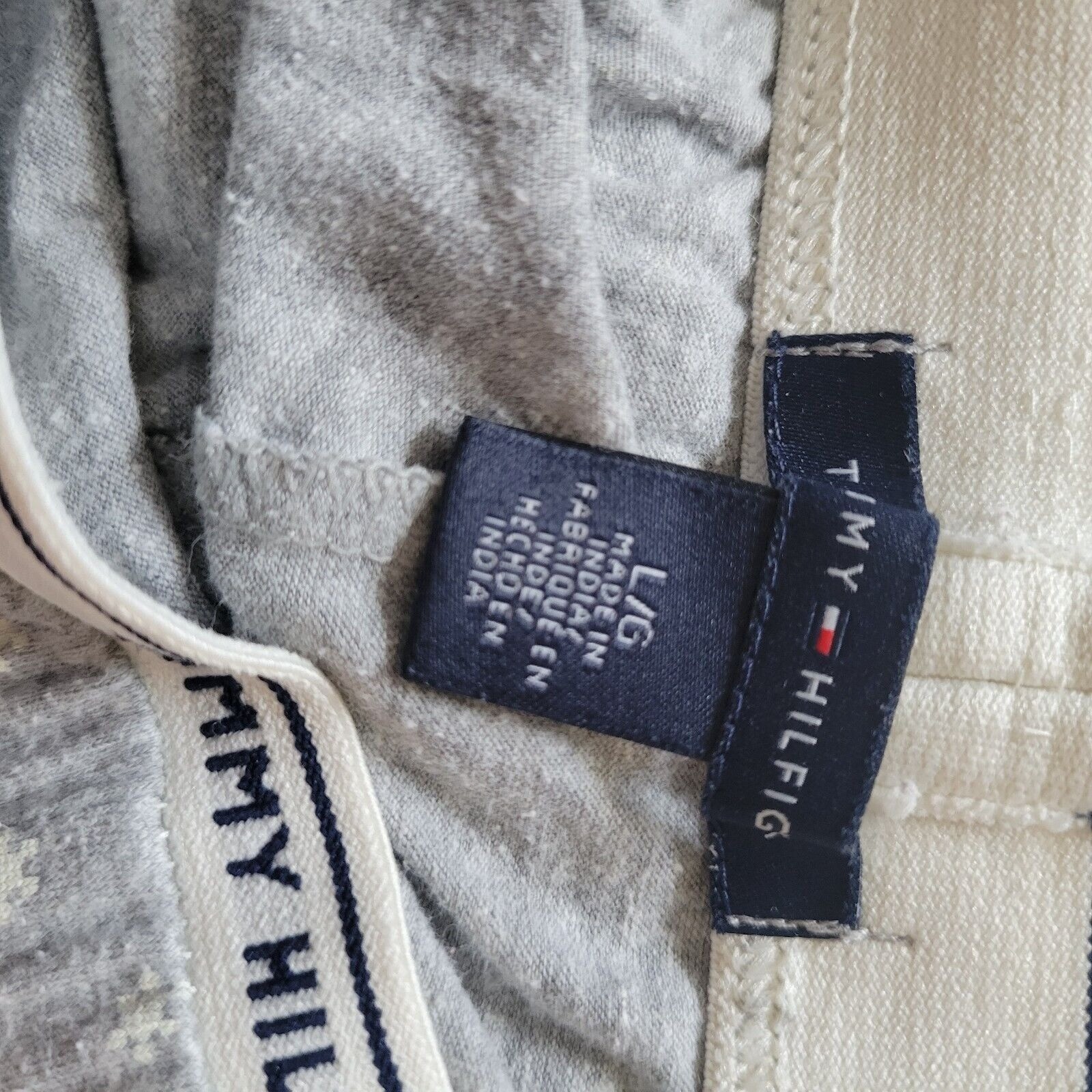 Tommy Hilfiger Gray Snowflake Pattern Jogger Paja… - image 4