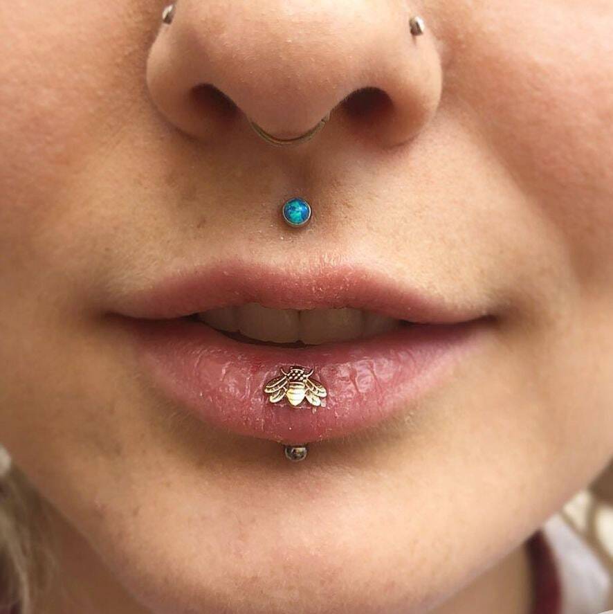 Vertical Labret Pierced Doubles Philtrum Double Labret Vertical
