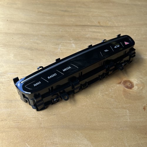 Genuine Mercedes OEM media central control switch block hazard A2059055811 - Picture 2 of 5