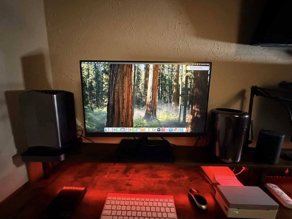 Apple Mac Pro Intel Xeon 12-Core 64 GB RAM Apple Desktops & All-In
