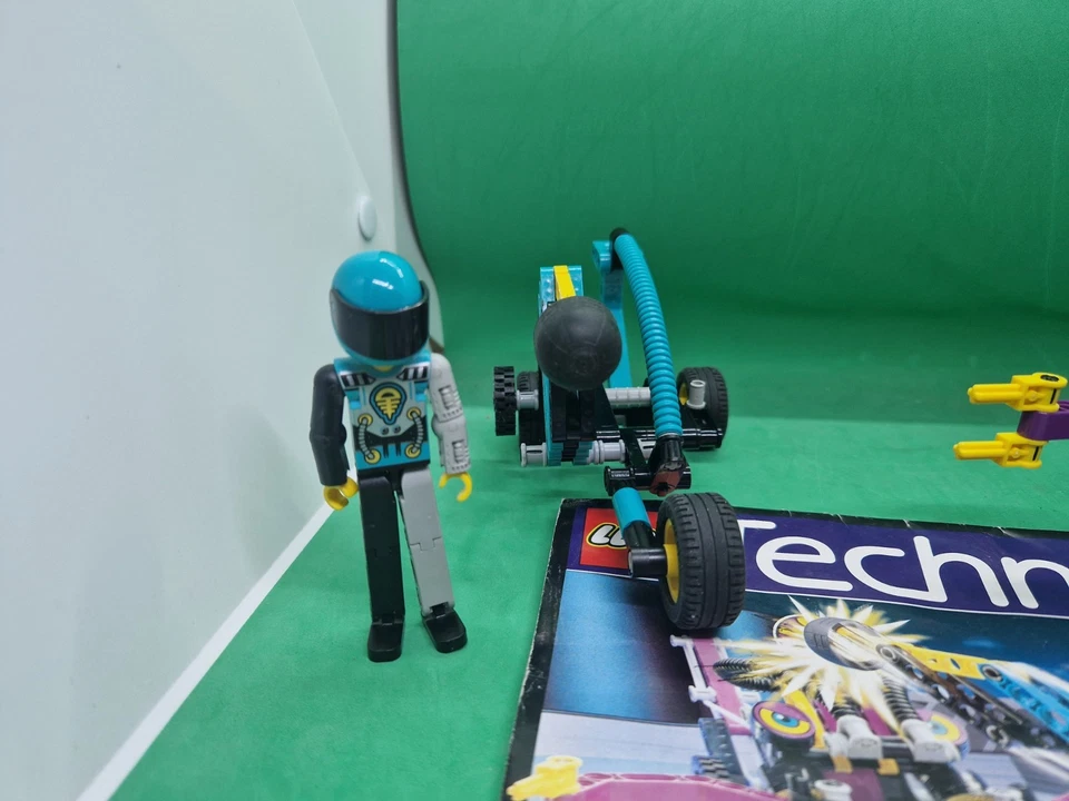 LEGO Technic 8245 Robot's Revenge, photo 3 of 5