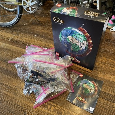 LEGO Ideas: The Globe (21332) Used 99% Complete