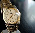 VINTAGE TIMEX DAY DATE PRESIDENTIAL INDIGLO QUARTZ MEN'S GOLDEN BRACELET WATCH