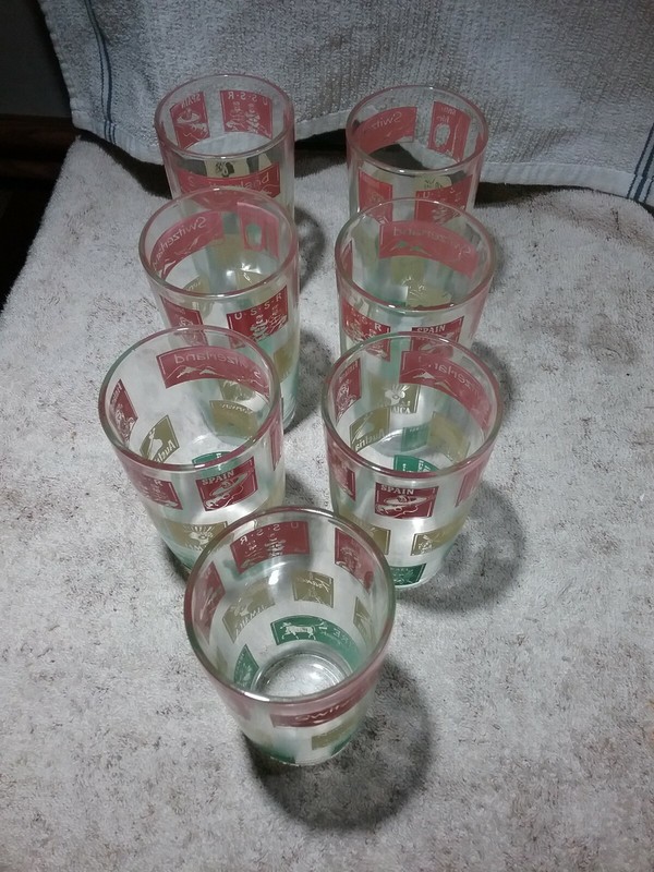 SET OF 7 WATER/JUICE TUMBLERS/GLASSES WITH VARIOUS COUNTRIES DESIGN - 8 OUNCE 