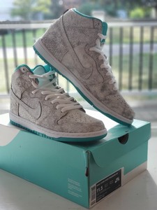 nike sb dunk flamingo