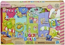 UglyDolls Uglyville Unfolded Main Street Playset and Portable Tote 3 Figures (M)