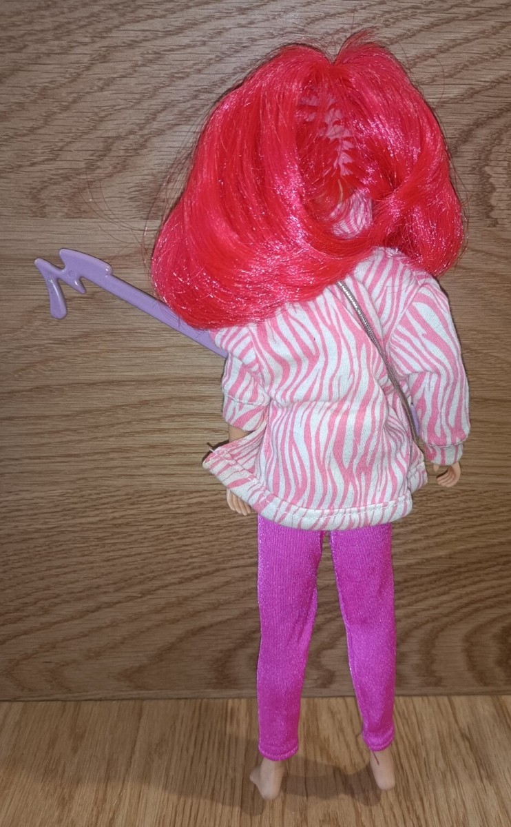 POUPÉE JEM ET les Hologrammes Raya Vintage Hasbro #2 C-9 no Pizzazz Shana Aja EUR 479,99 - FR