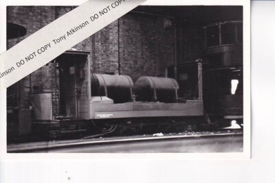 LONDON TRANSPORT STRAMS - WATER CARRIER NO. 14 @ PURLEY - FOTO - #REF. B173010
