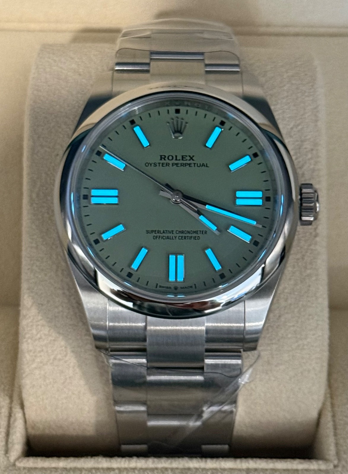 March 2026 Rolex Oyster Perpetual 41 Pistachio 134300 Stainless Steel Mens Watch image 4