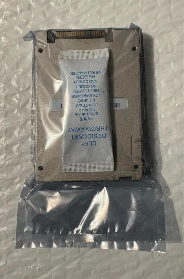 HGST HUSMM1680ASS200 800GB SAS 2.5 inch Internal SSD 12Gbps Enterprise - Image 2 of 2