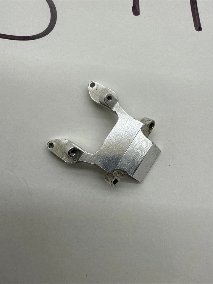 Losi Micro Hot Racing Silver Aluminum Bulkhead 1/36 Micro T Rare - Image 2 of 4