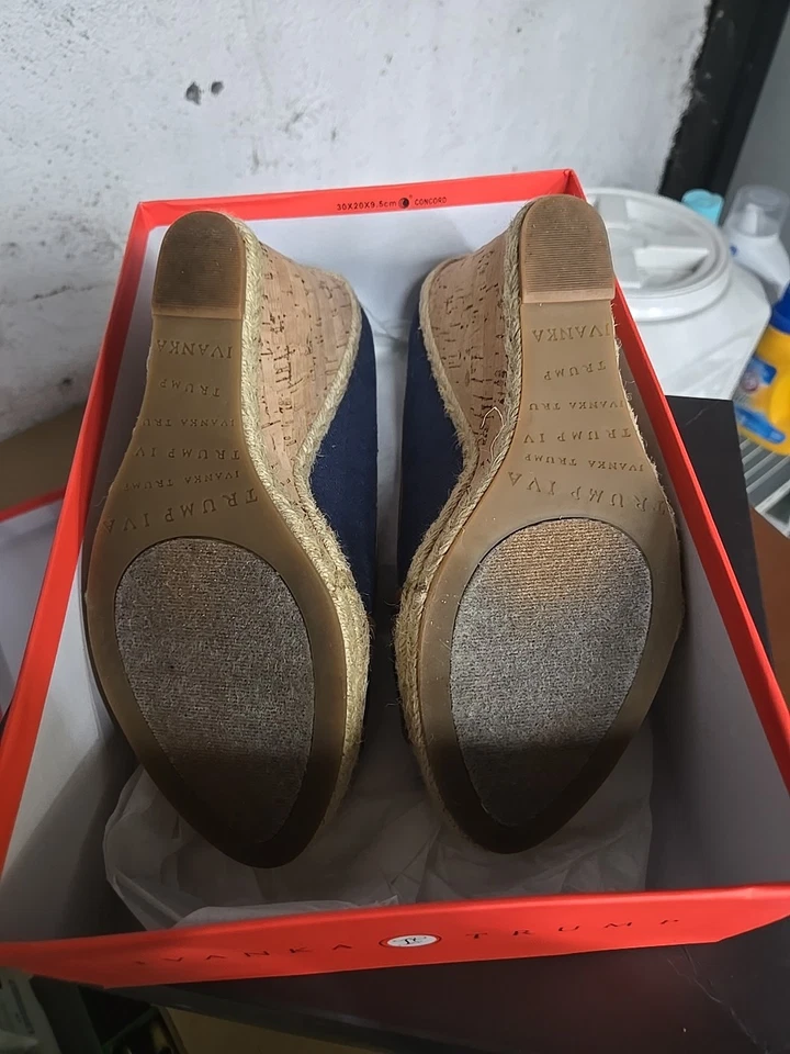 Ivanka Trump Itlark Cuña Azul Talla 10 Foto 2 de 4