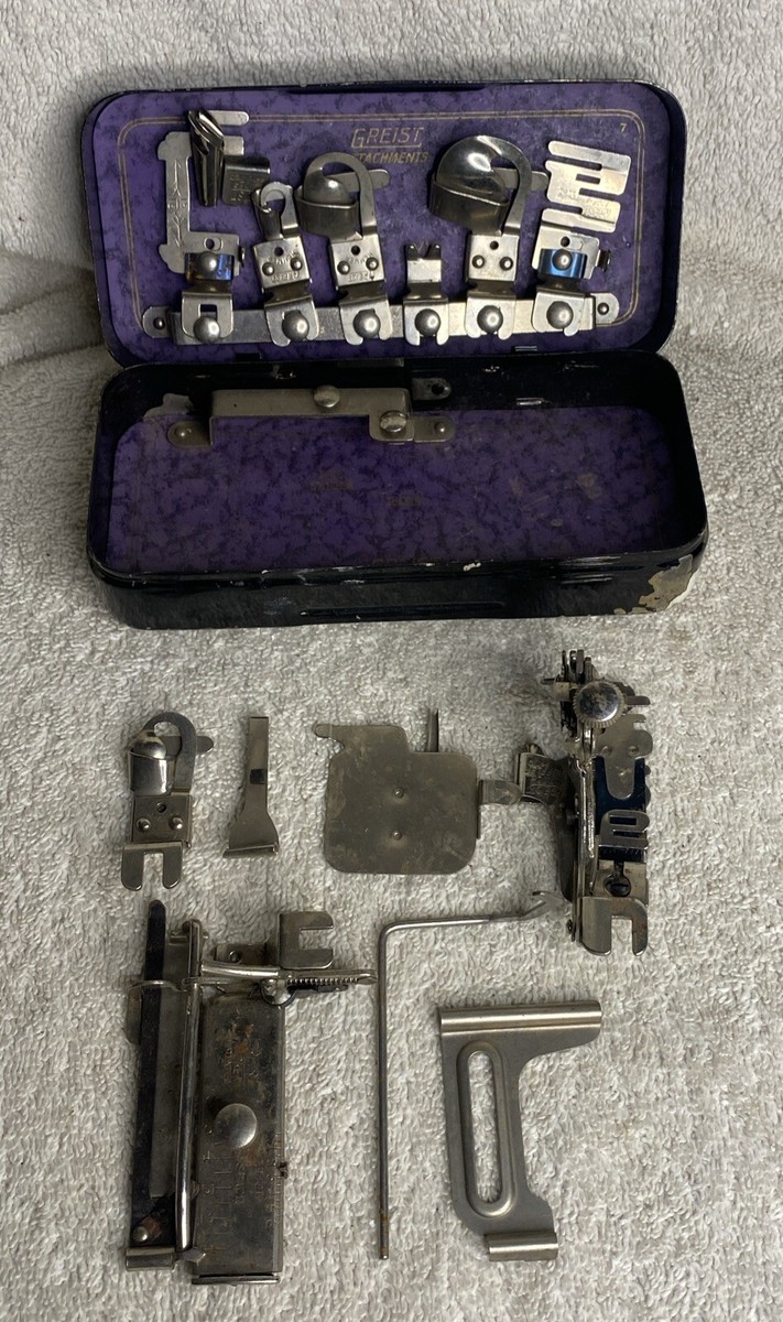 vintage an・an no.13 Vintage White Rotary Low Shank Sewing Machine attachments 13