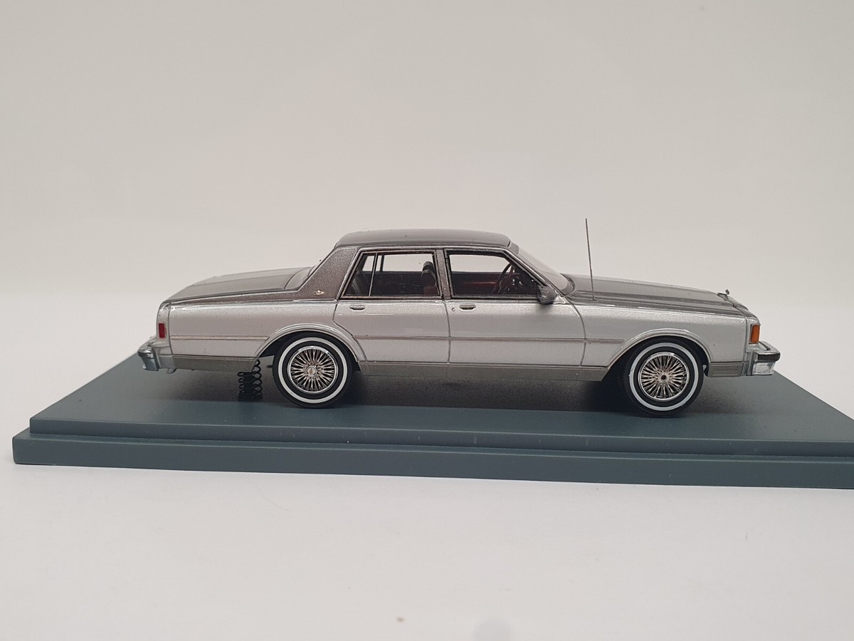 NEO 1/43 Caprice Classic 1986 シボレー カプリス NEO 1/43