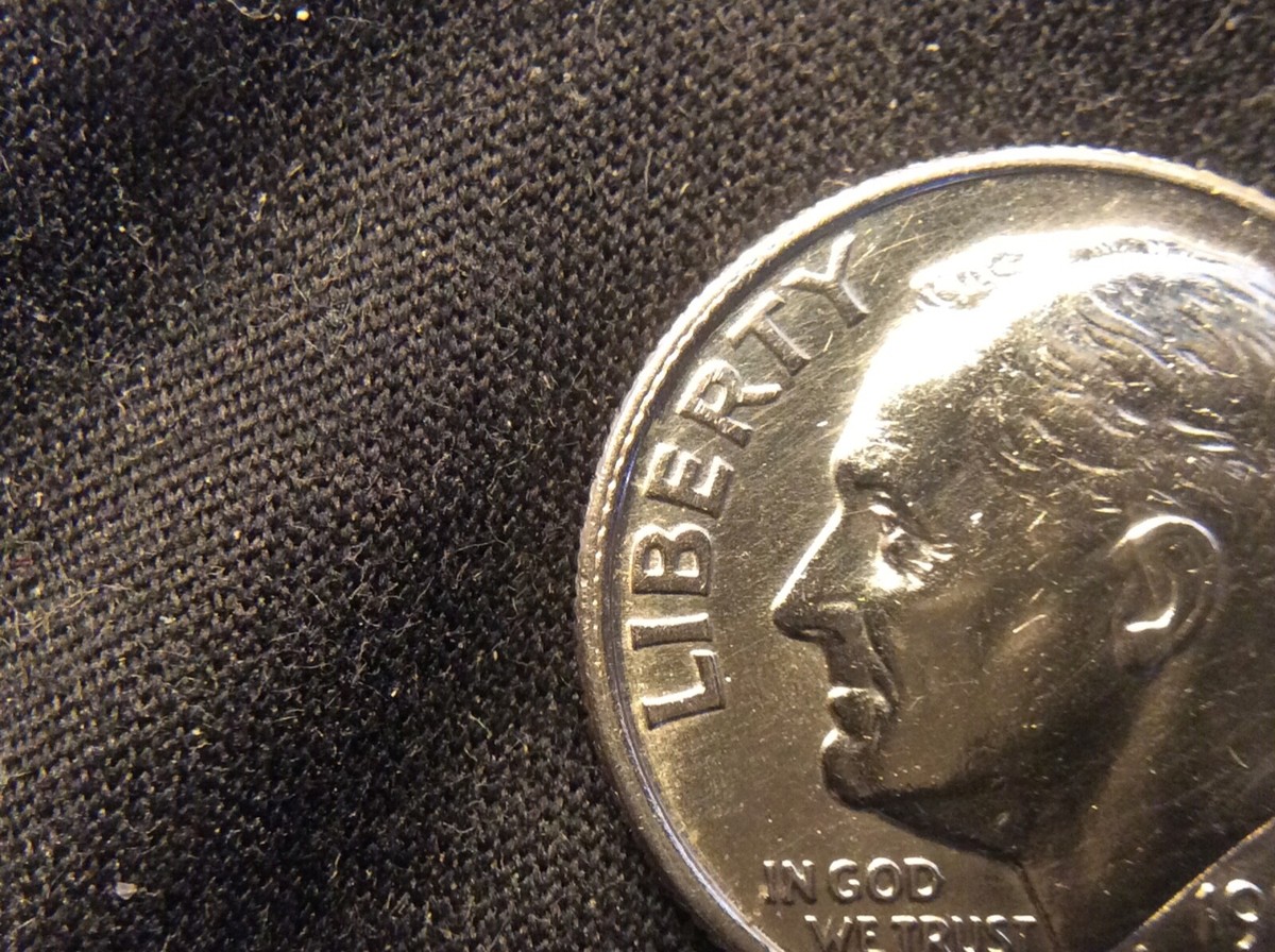 Dime トランプ 2018 P Roosevelt dime die chip on eyebrow, oak branch, and