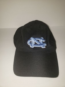 navy blue nike golf hat