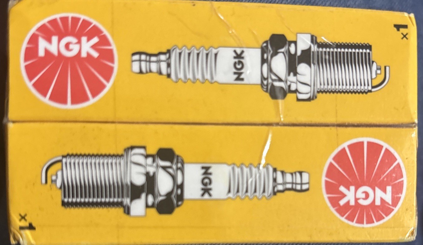 NGK BP6ES 7811 Spark Plug Auto Parts Replacement Car Truck 4 pack  