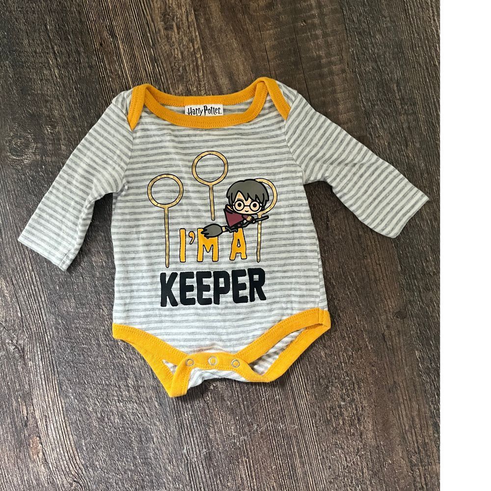 Harry Potter Baby Bodysuit 'I'm A Keeper' Quidditch Grey Striped Long Sleeve