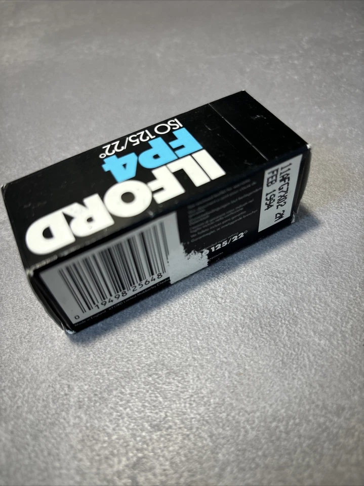 ILFORD FP4 125ASA 1 FILM 120 EXP 02/1994 - Gekühlt - Bild 2 von 2