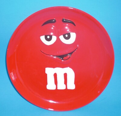 M&M Collectible Red Ceramic Plate - 6-inch Diameter - Galerie - 2002