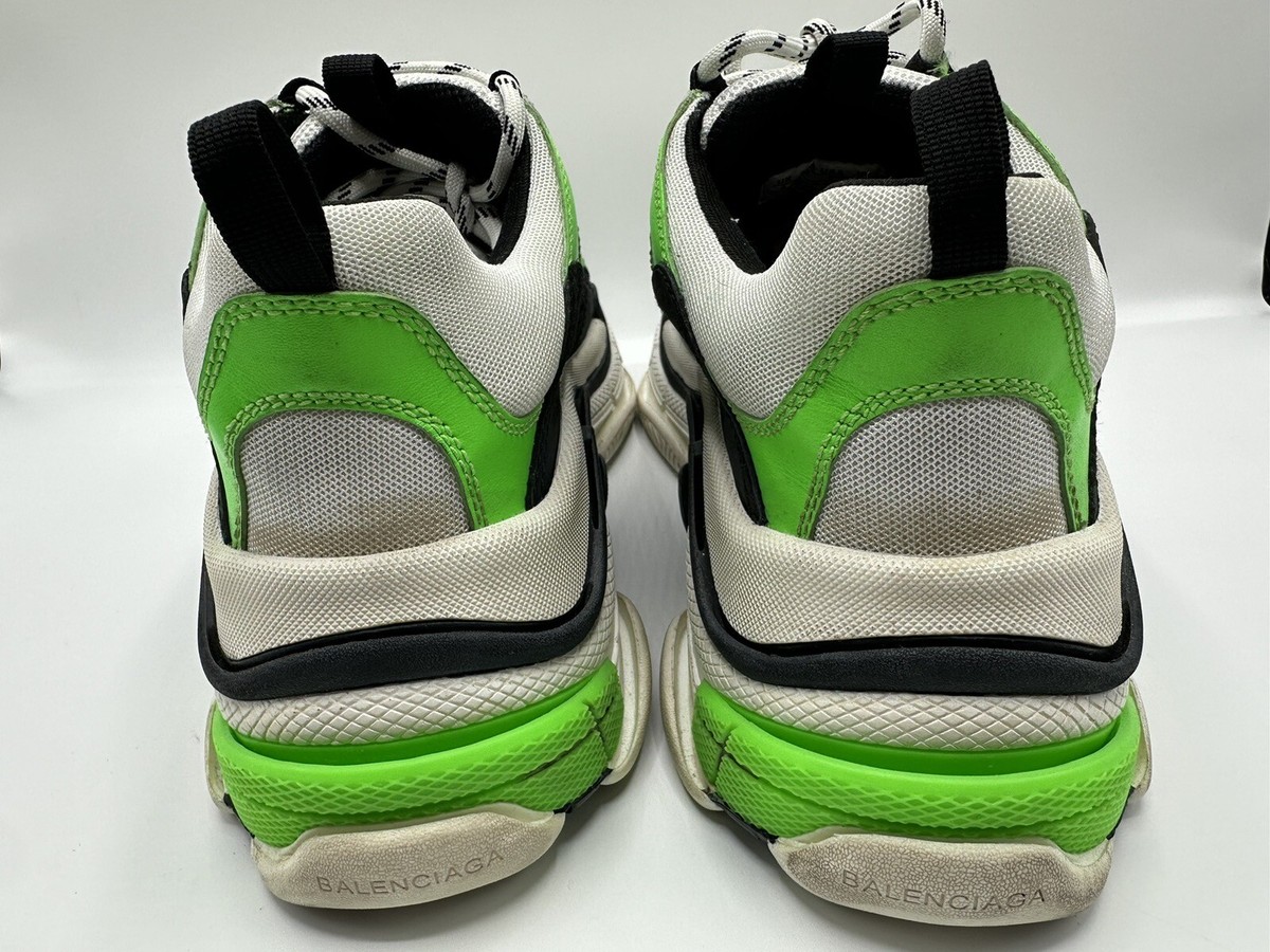 BALENCIAGA TRIPLE S SNEAKER EU 42 US 9 MR PORTER EXCLUSIVE