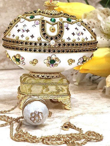 Huevo Faberge Caja de Joyería Regalo para Mujeres + huevo collar de oro 24k Real | eBay