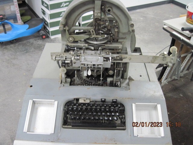 Vintage Addressograph Multigraph Graphotype Embosser Model 6481