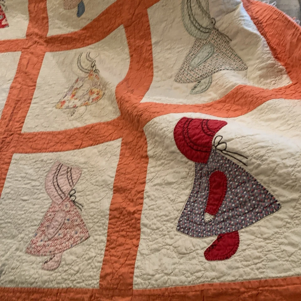 Antique Sunbonnet Baby Quilt with 20 Finished Embroidery Blocks Hand Stitched - Image 3 of 4